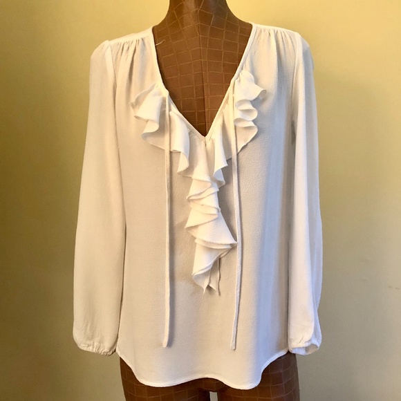 LIKE NEW! Karen Kane Ruffled Poets Blouse, Soft White, Large - Picture 1 of 7